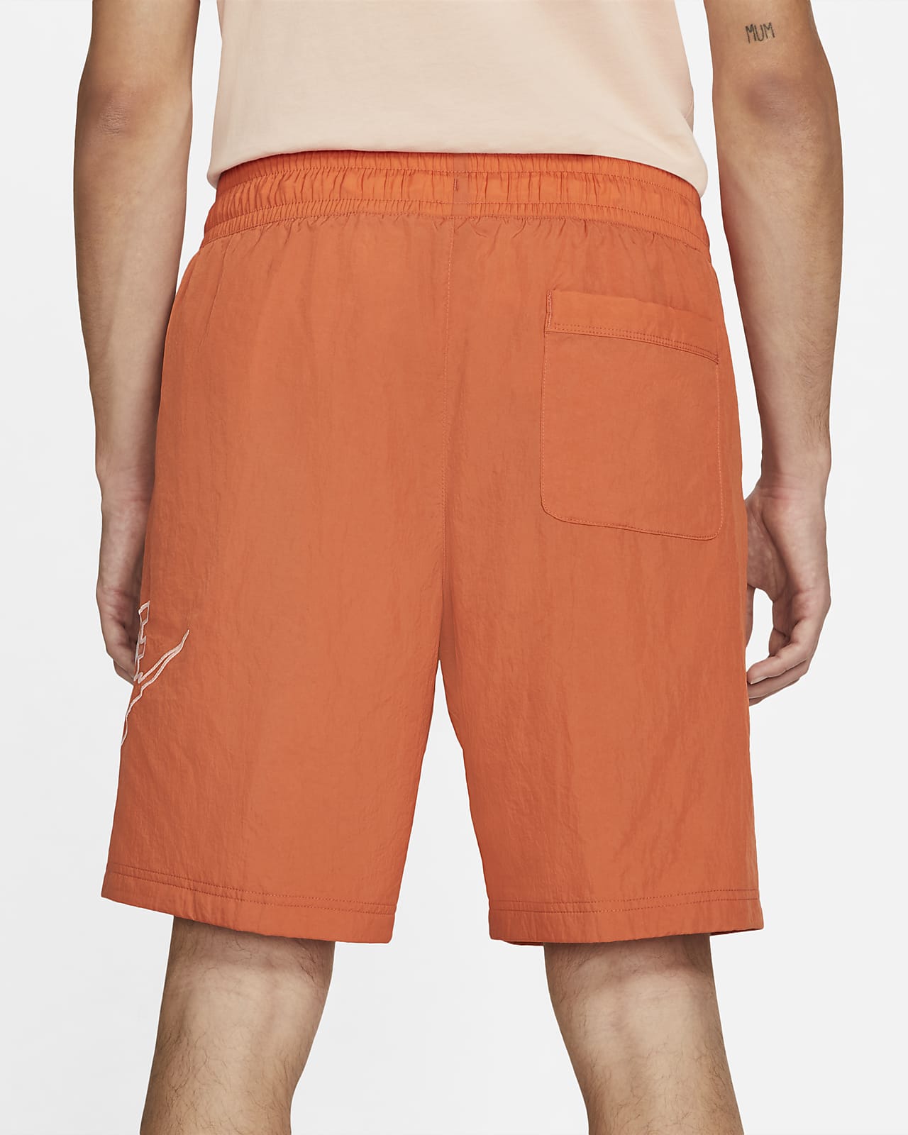 orange shorts nike