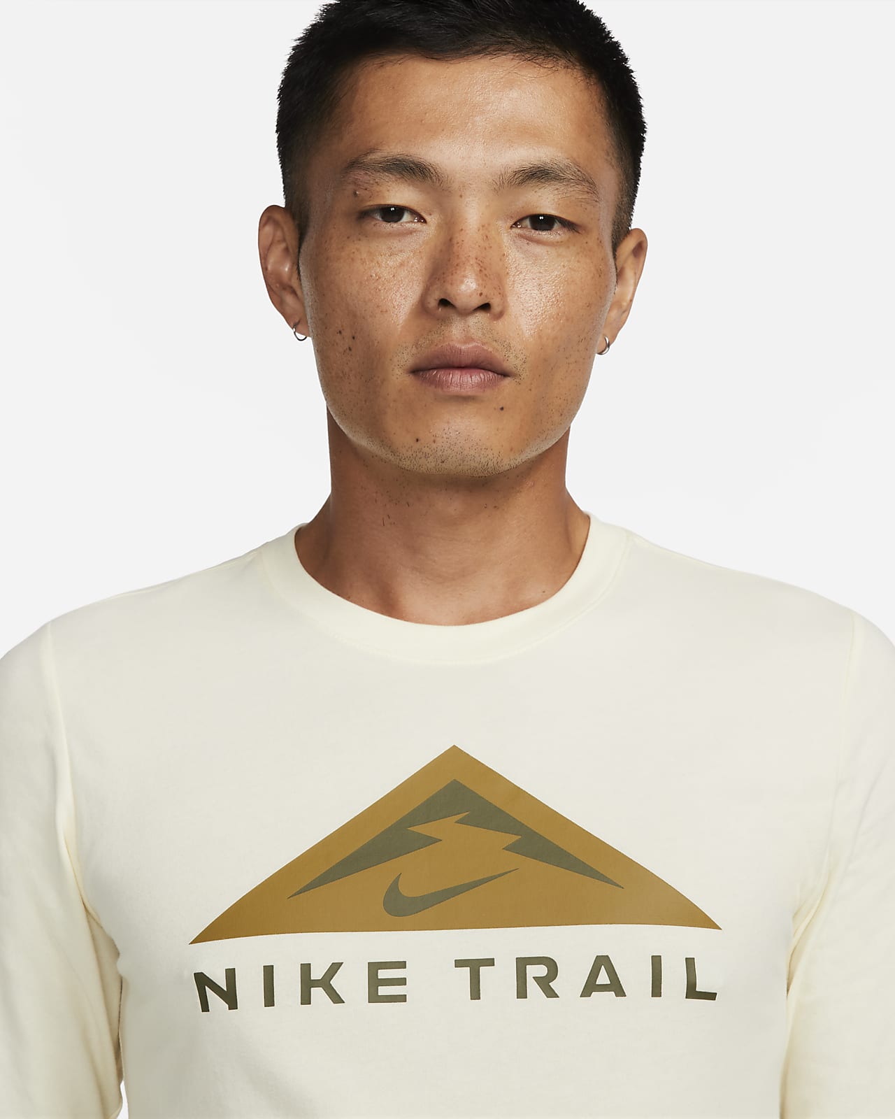 Nike Dri-FIT Men's Long-Sleeve Trail Running Crew. Nike MY
