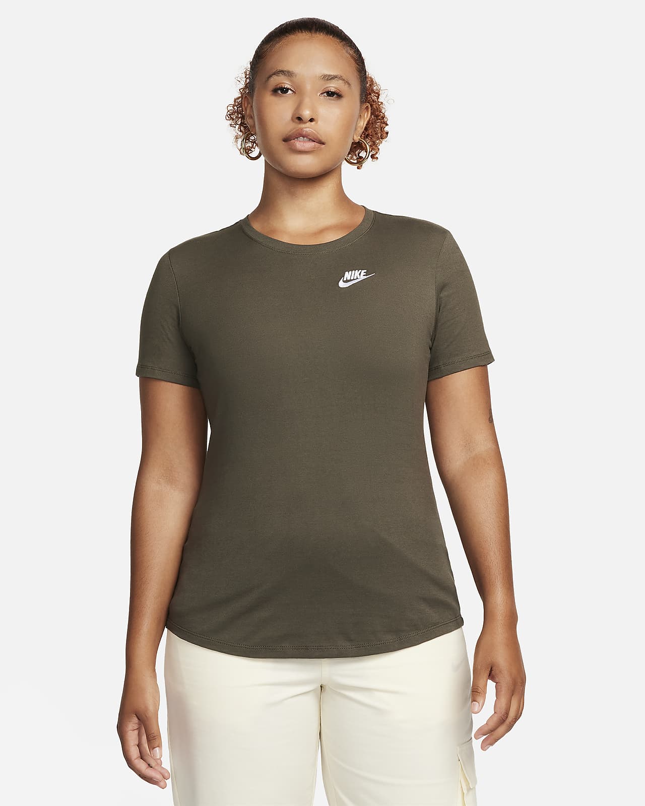 Niet meer geldig Blijven terugtrekken Nike Sportswear Club Essentials Women's T-Shirt. Nike.com