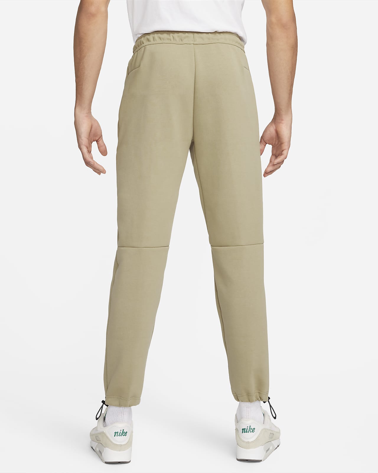 Nike Sportswear Tech Fleece Men's Trousers. Nike BE