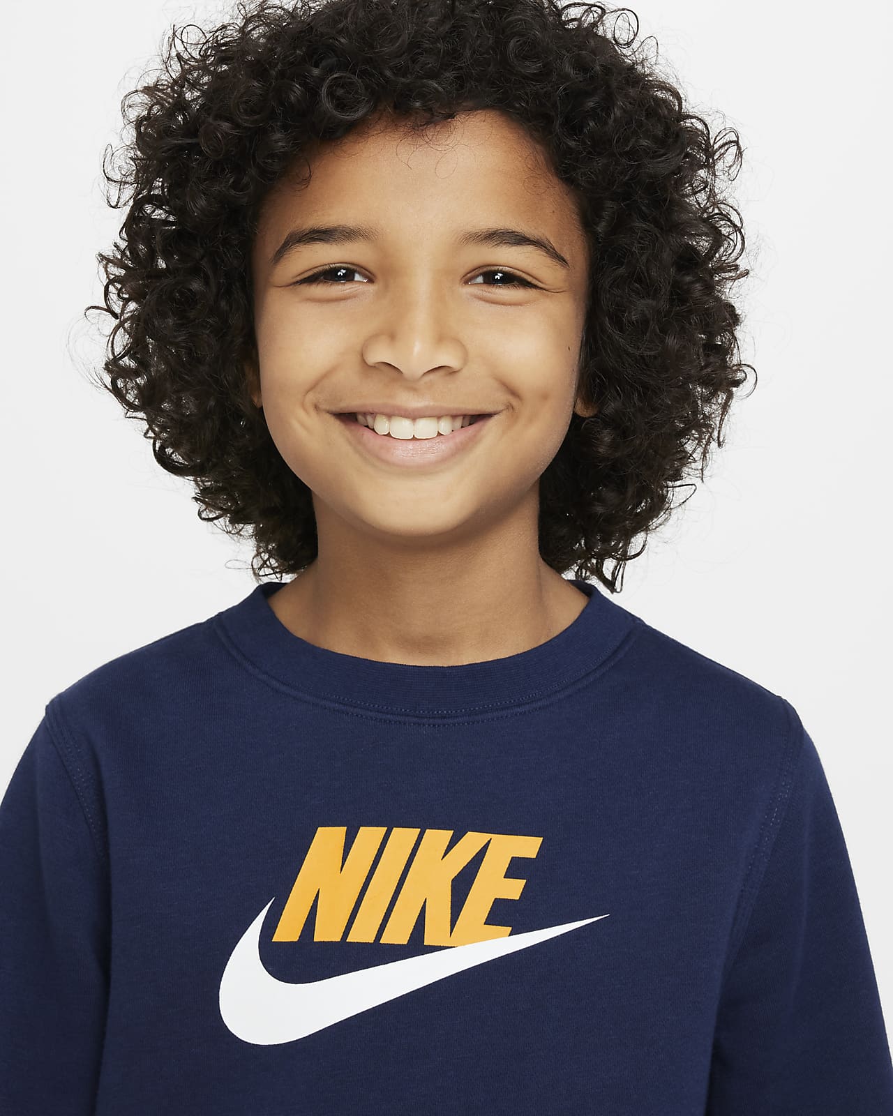 Nike Sportswear Club Fleece Older Kids' (Boys') Crew. Nike SA