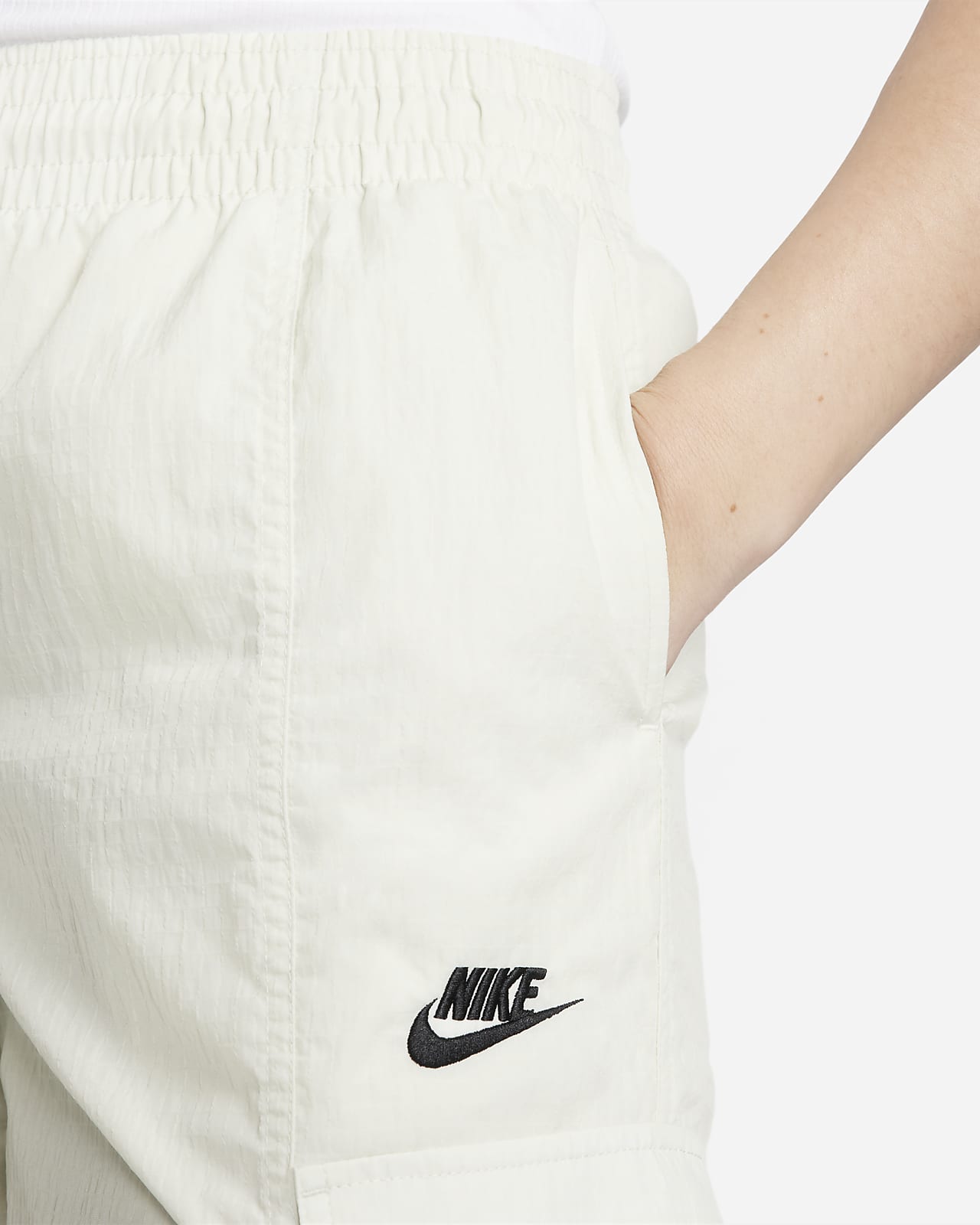 Pantaloni cargo ampi a vita alta in tessuto Nike Sportswear – Donna. Nike CH