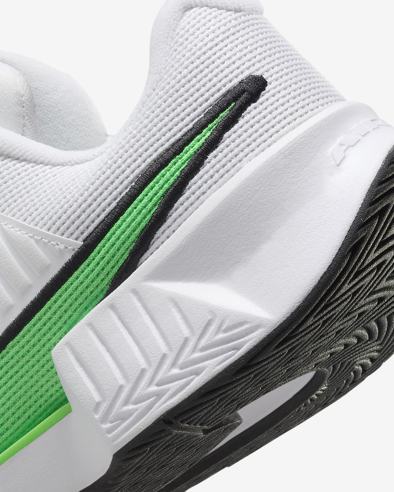 Nike white hot sale tennis shoe