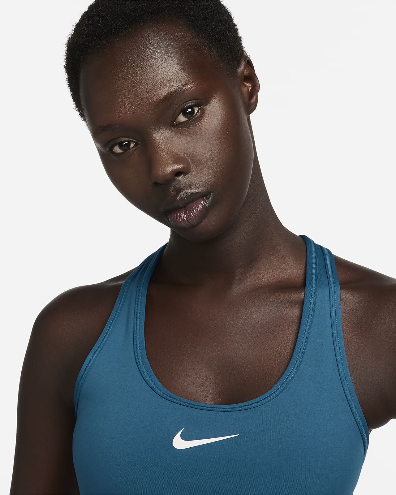 Nike Swoosh Medium Support Sport-BH mit Polster für Damen. Nike AT