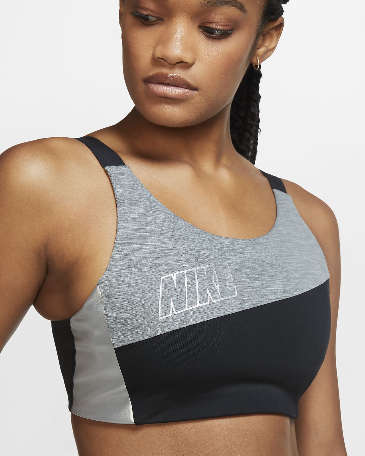 Nike Swoosh Sujetador deportivo metalizado de sujeción media - Mujer. Nike  ES