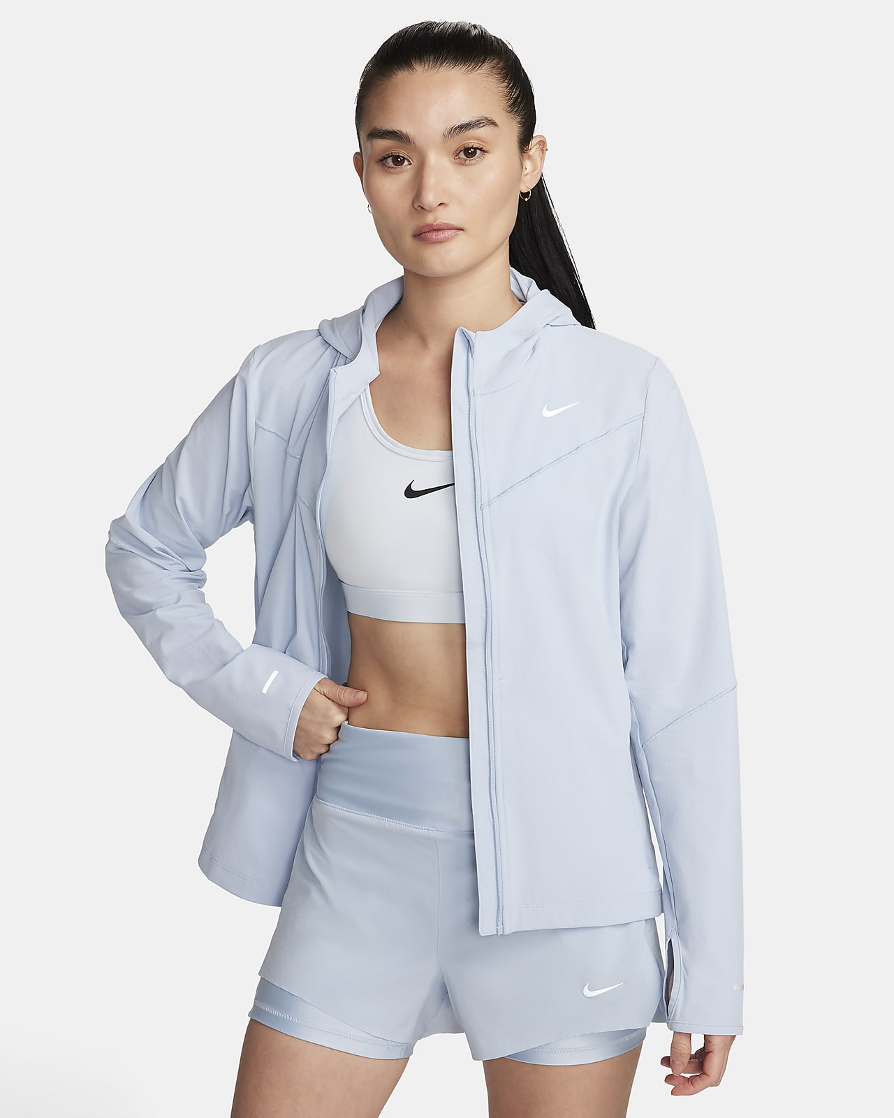 เสื้อแจ็คเก็ตวิ่งผู้หญิง Nike Swift UV