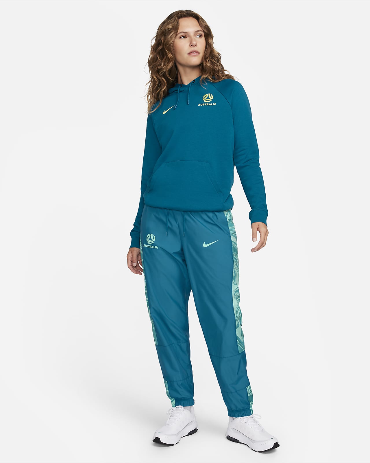 Calças desportivas de lã cardada com cintura normal Nike Air para mulher.  Nike PT