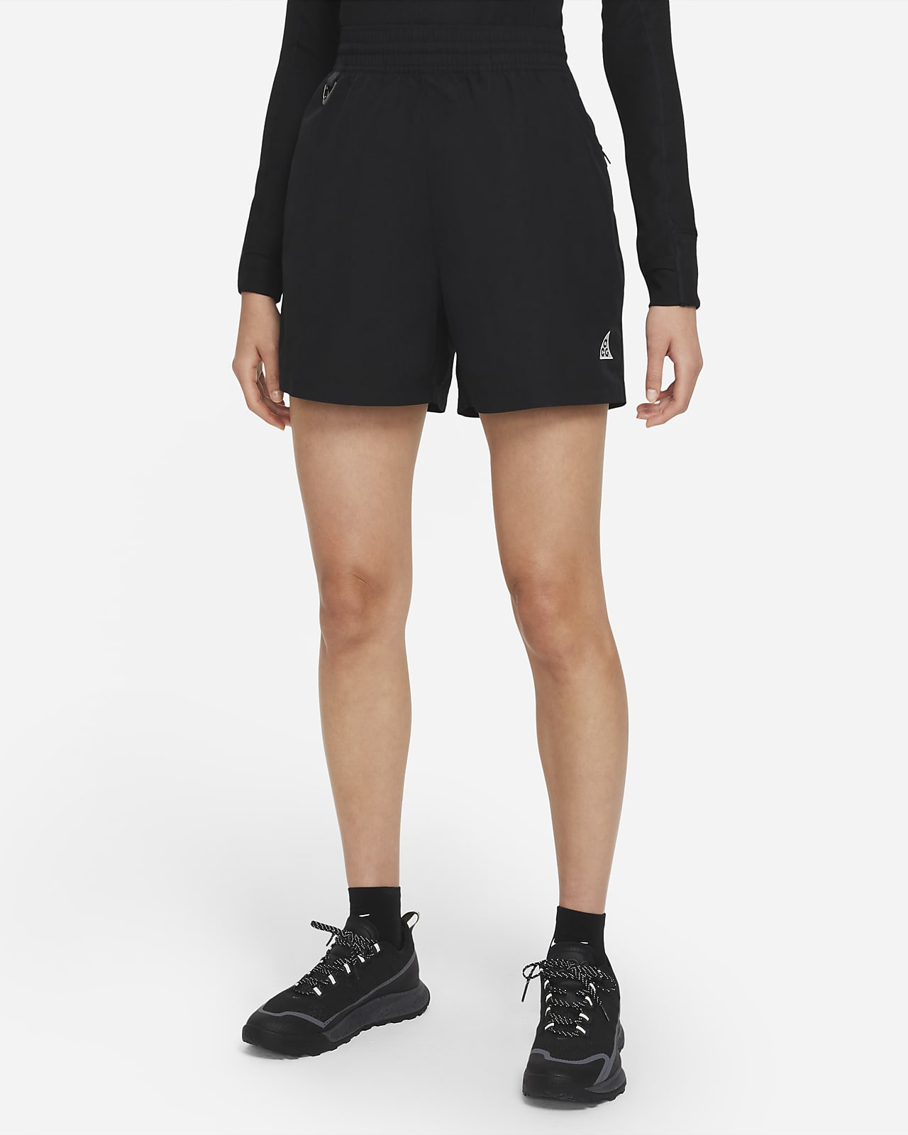 Nike ACG Extragroße Shorts für Damen
