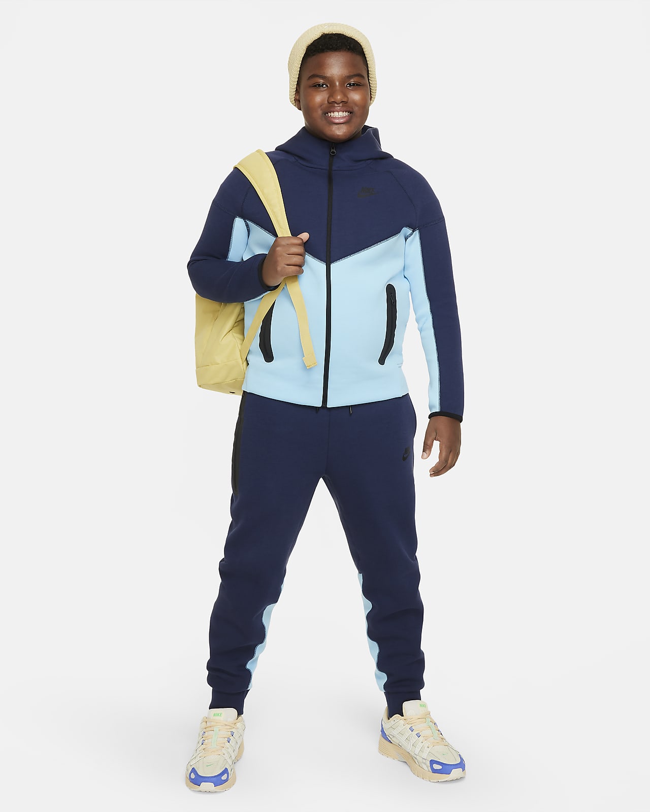 Nike Sportswear Junior Boys' Tech Fleece Full Zip Hoodie Black / Black