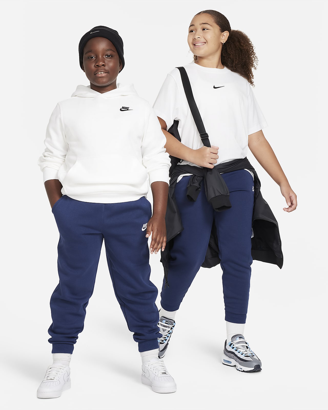 Ensemble survêtement Nike Club Fleece Enfant - Bleu Marine/Blanc