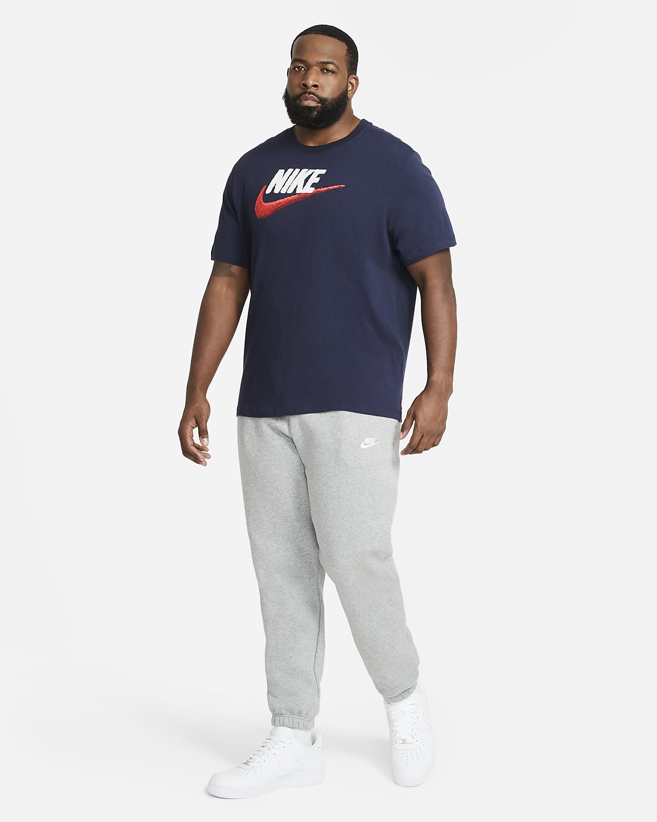 nike sweatpants and shirt