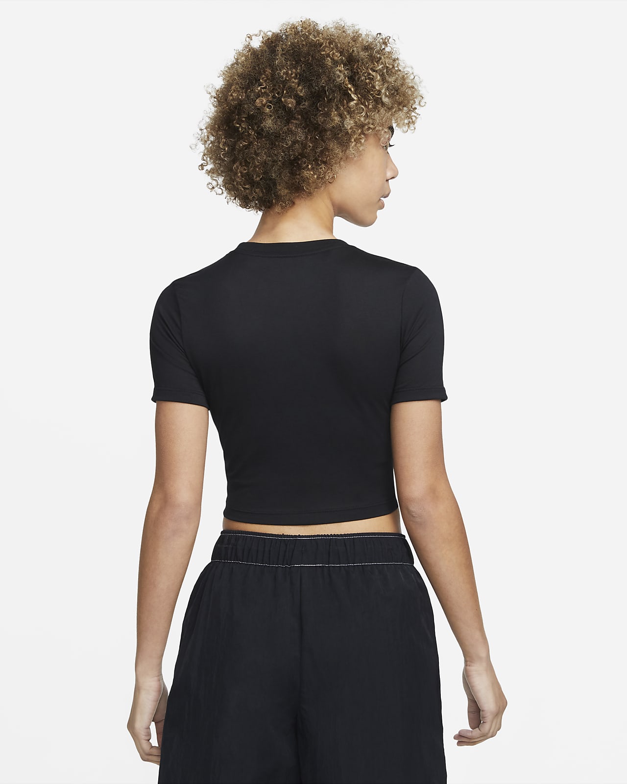 Top corto con ajuste entallado para mujer Nike Sportswear. Nike.com