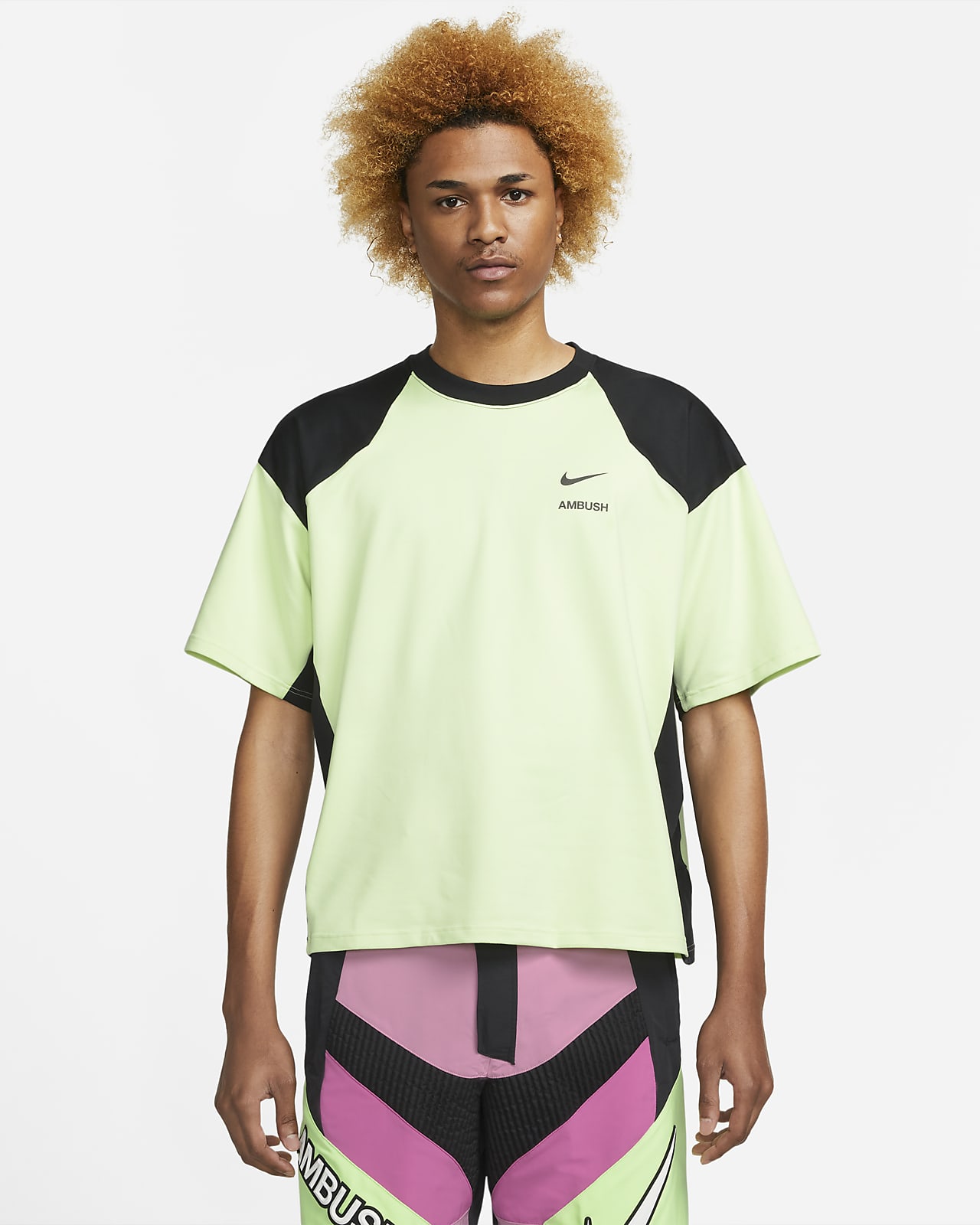 Playera de manga corta Nike x AMBUSH. Nike.com