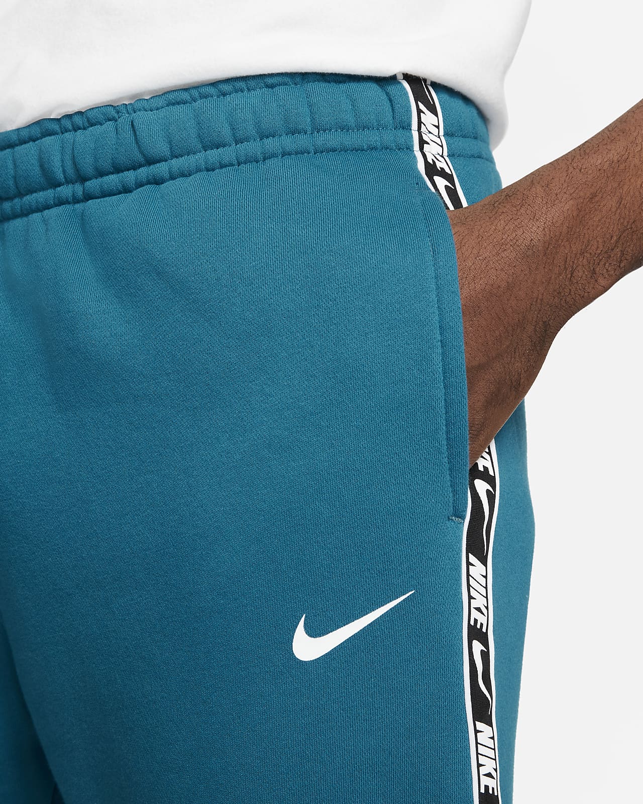 nike tracksuit mens fleece