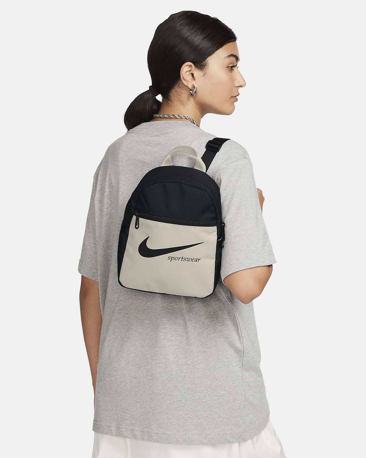Nike Sportswear Futura Check Mini Backpack (6L). Nike CA