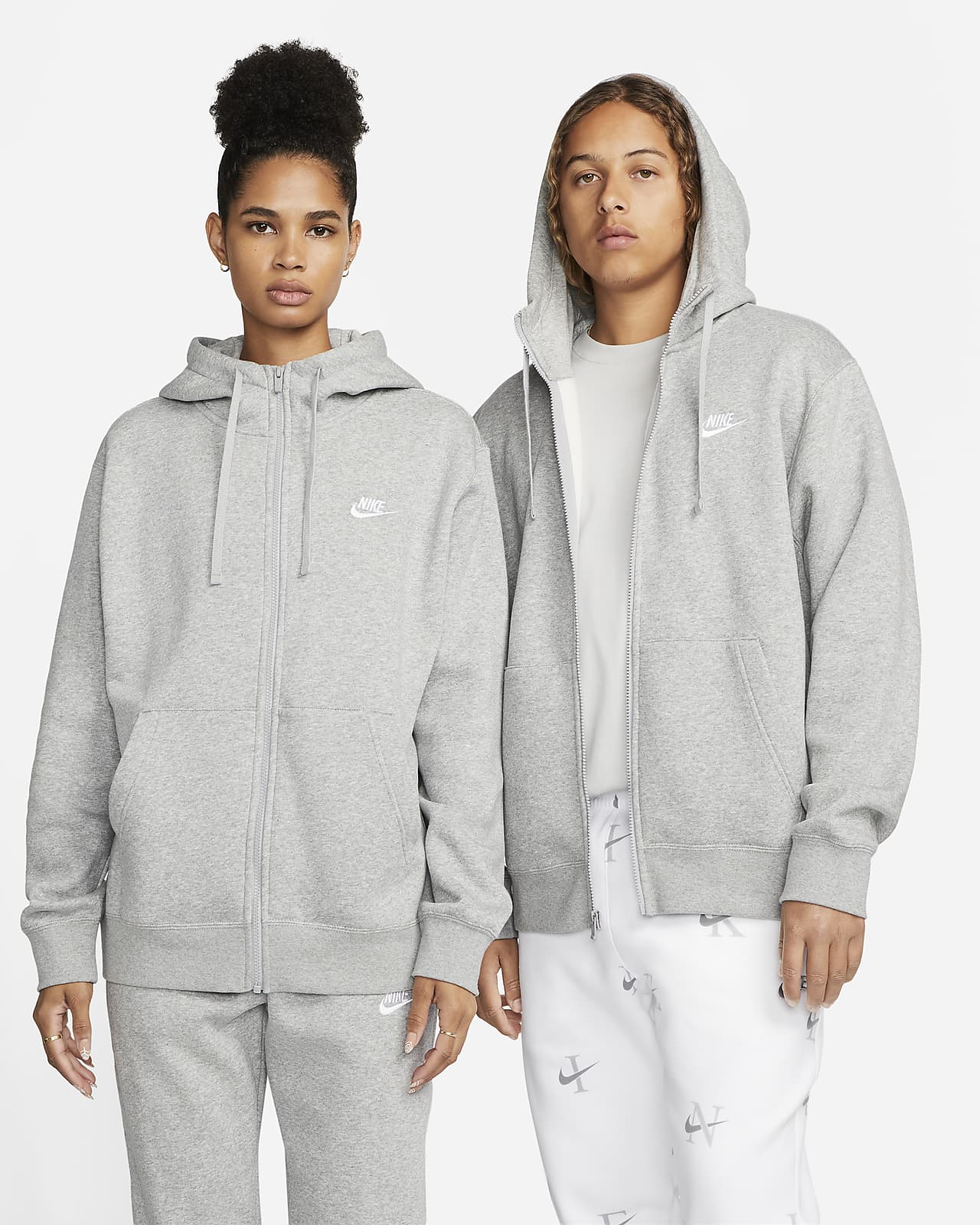 nike zip up hooded sweatshirt