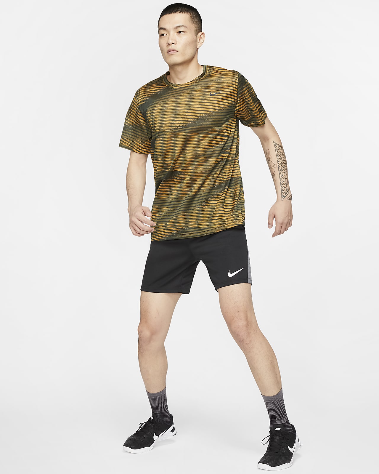 nike dri fit standard fit shorts