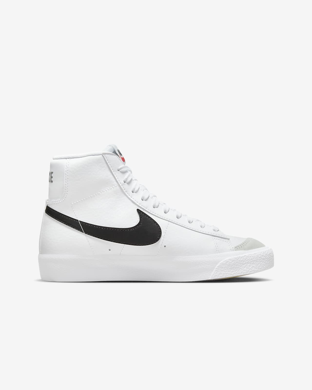 black and white nike blazers