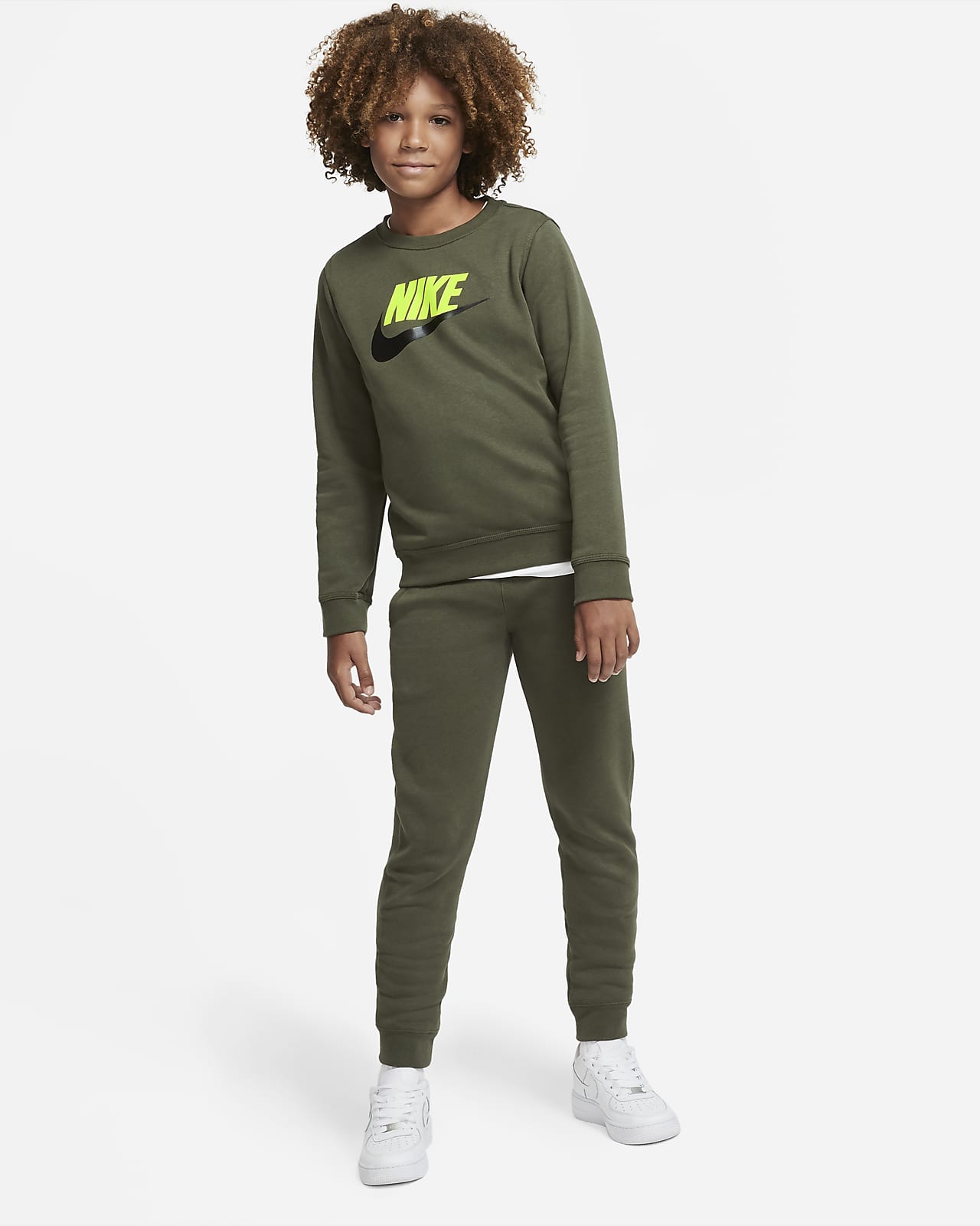 Nike Sportswear Club Fleece Older Kids' Trousers. Nike LU