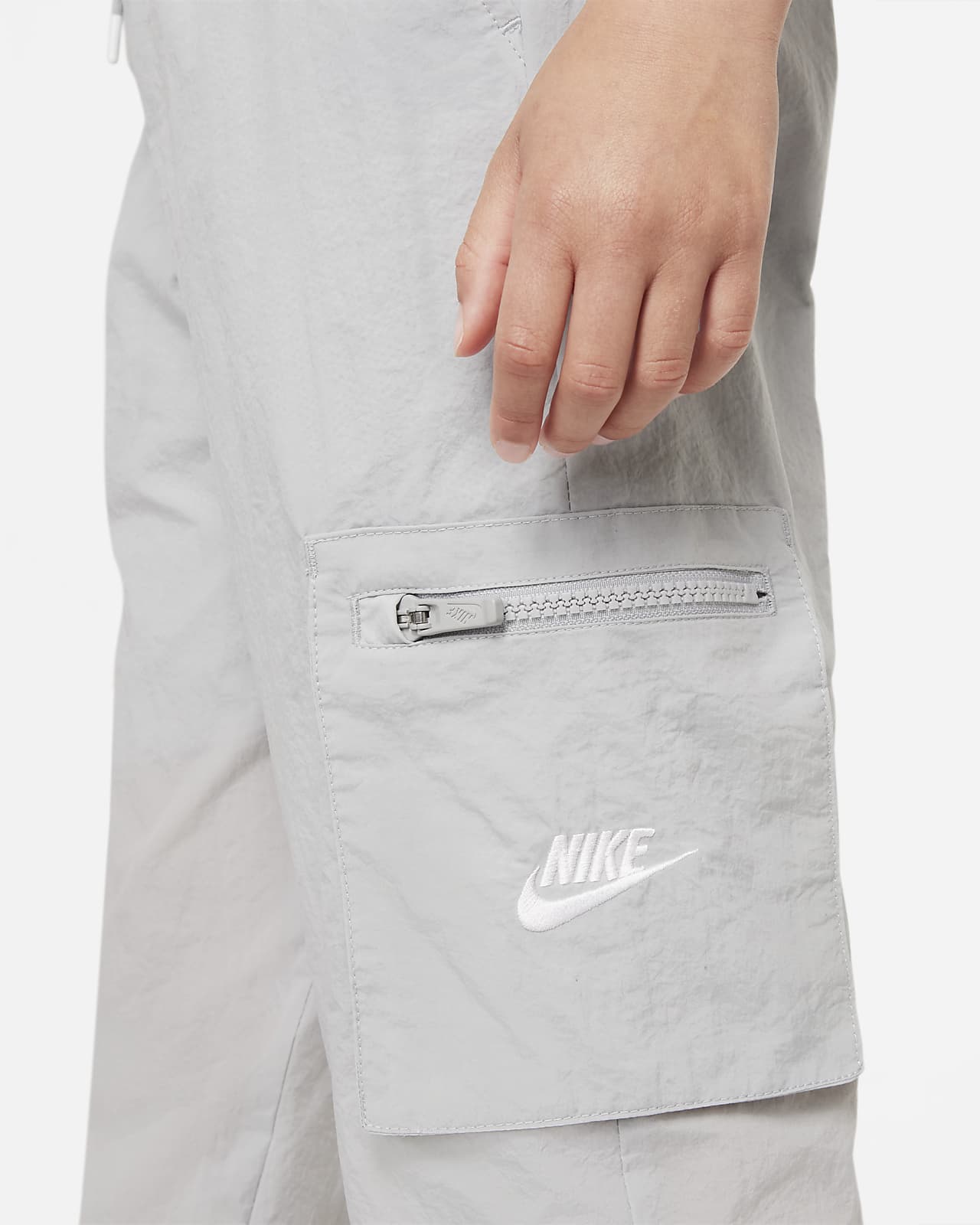 Nike Sportswear Older Kids' (Girls') Woven Cargo Trousers. Nike SK