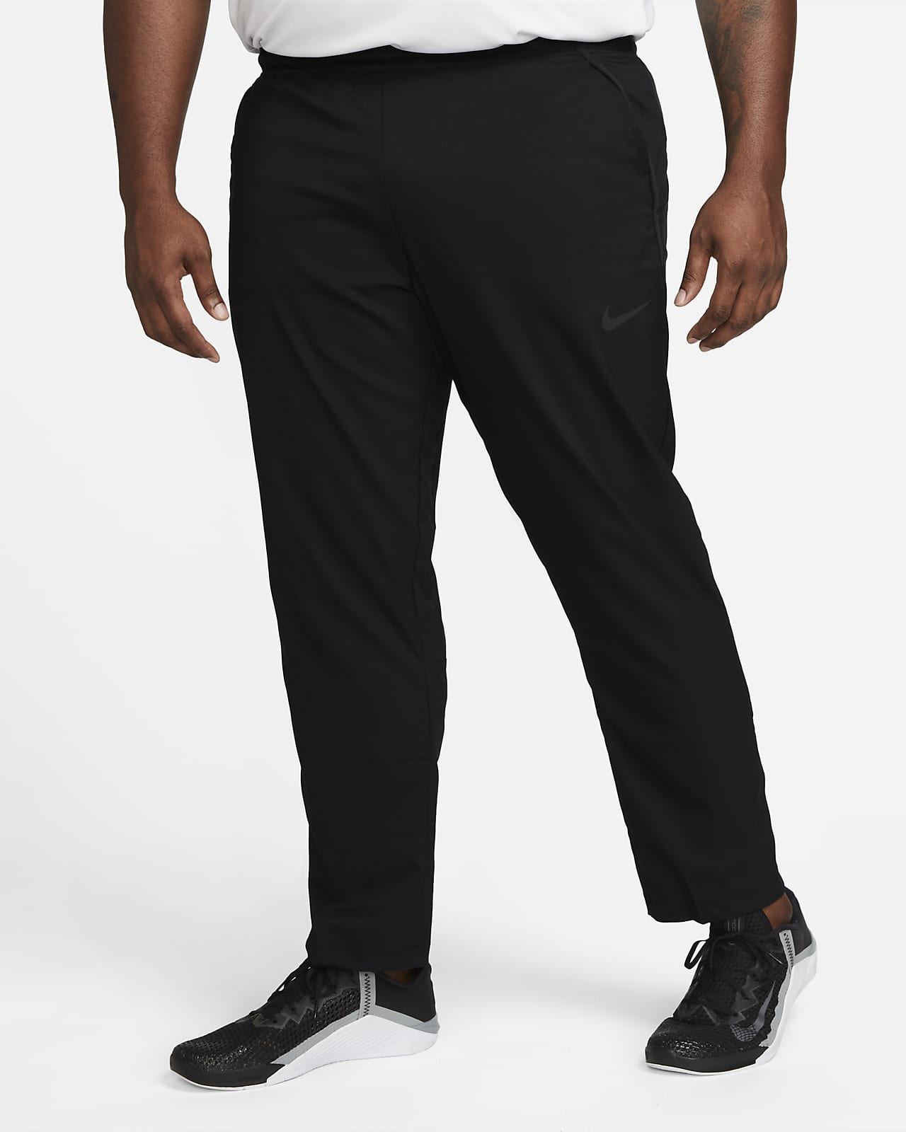 Nike Dri-FIT Men's Woven Training Trousers. Nike LU