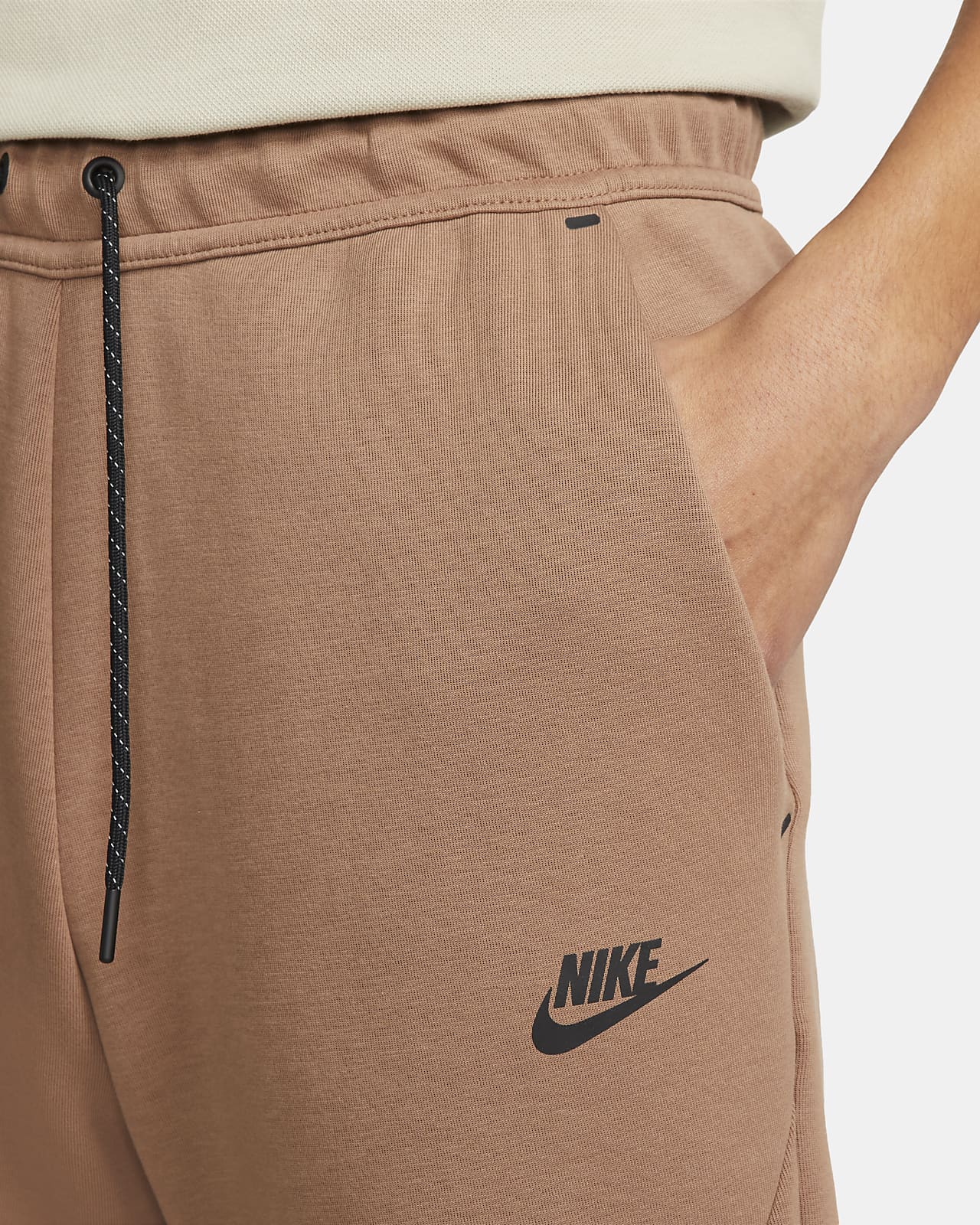 Pantaloni jogger Nike Sportswear Tech Fleece - Uomo. Nike IT