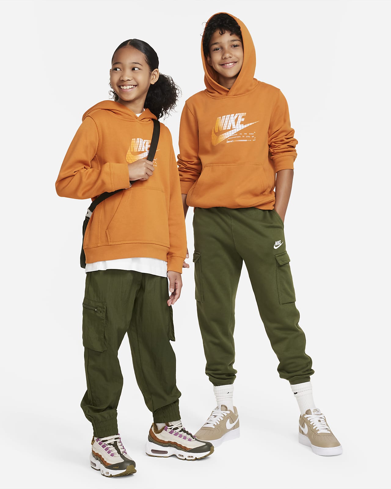 Graphic Fleece Club Big Kids\' Sportswear Hoodie. Pullover Nike