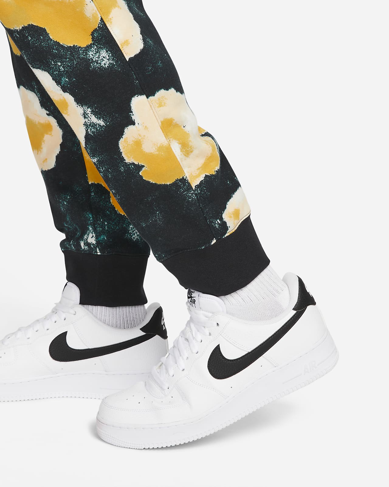 Joggers de tejido Fleece para hombre Nike Sportswear Club. Nike.com
