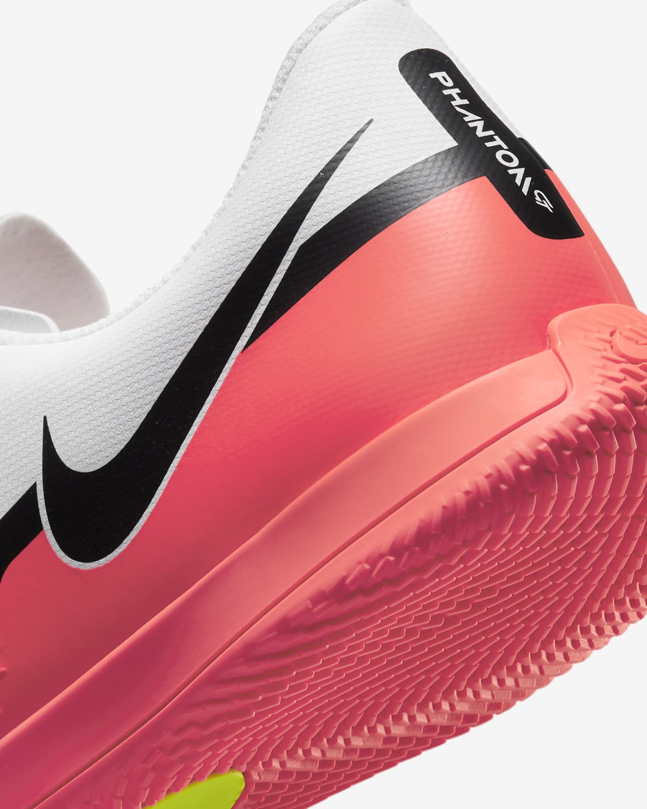Nike Phantom GT2 Club IC 體育館/路面足球鞋。Nike TW