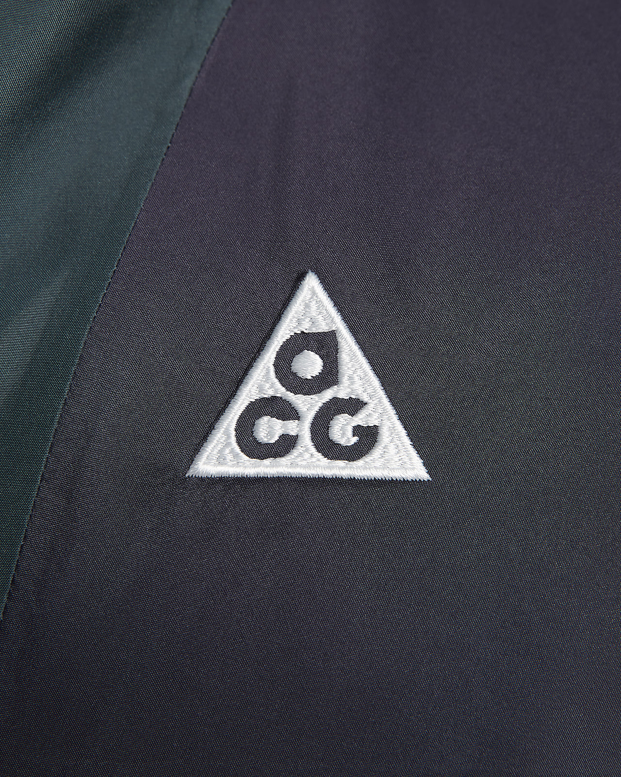 Nike acg bomber discount jacket