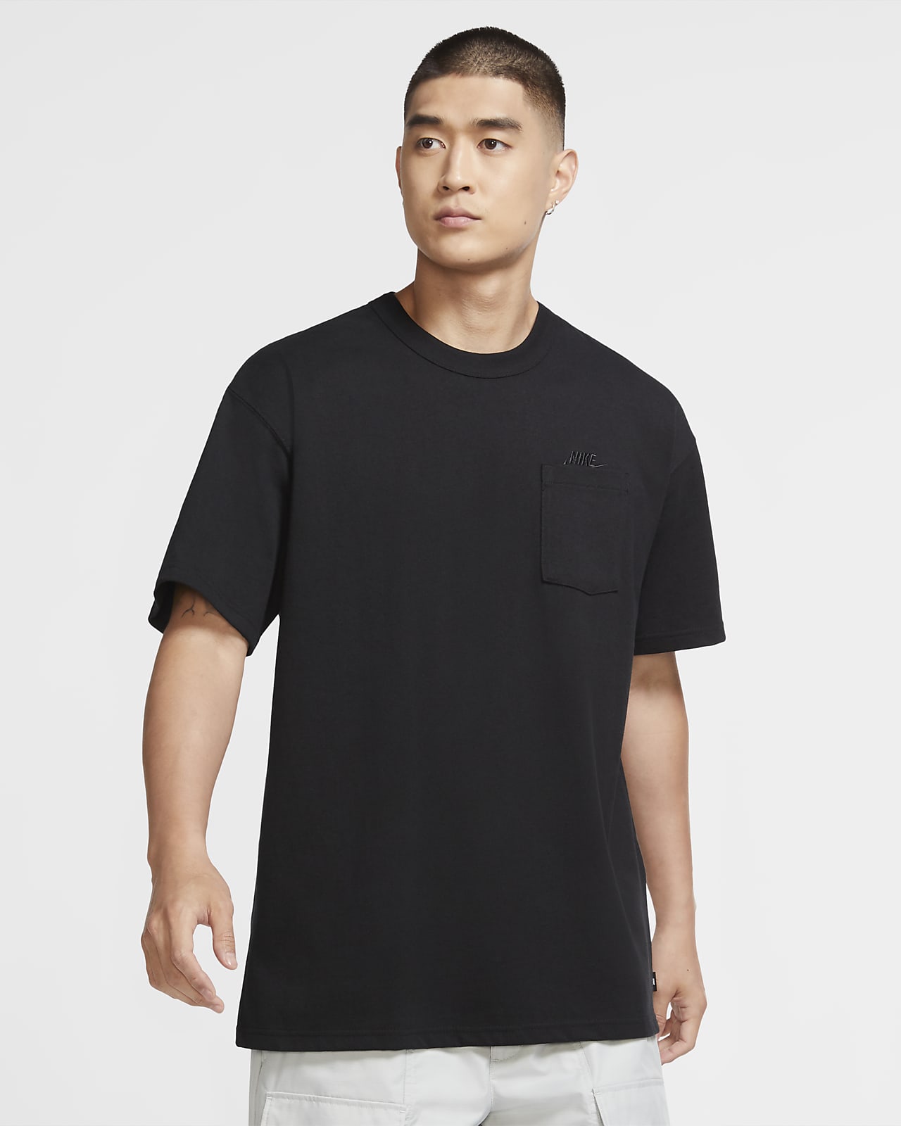 nike essential t shirt