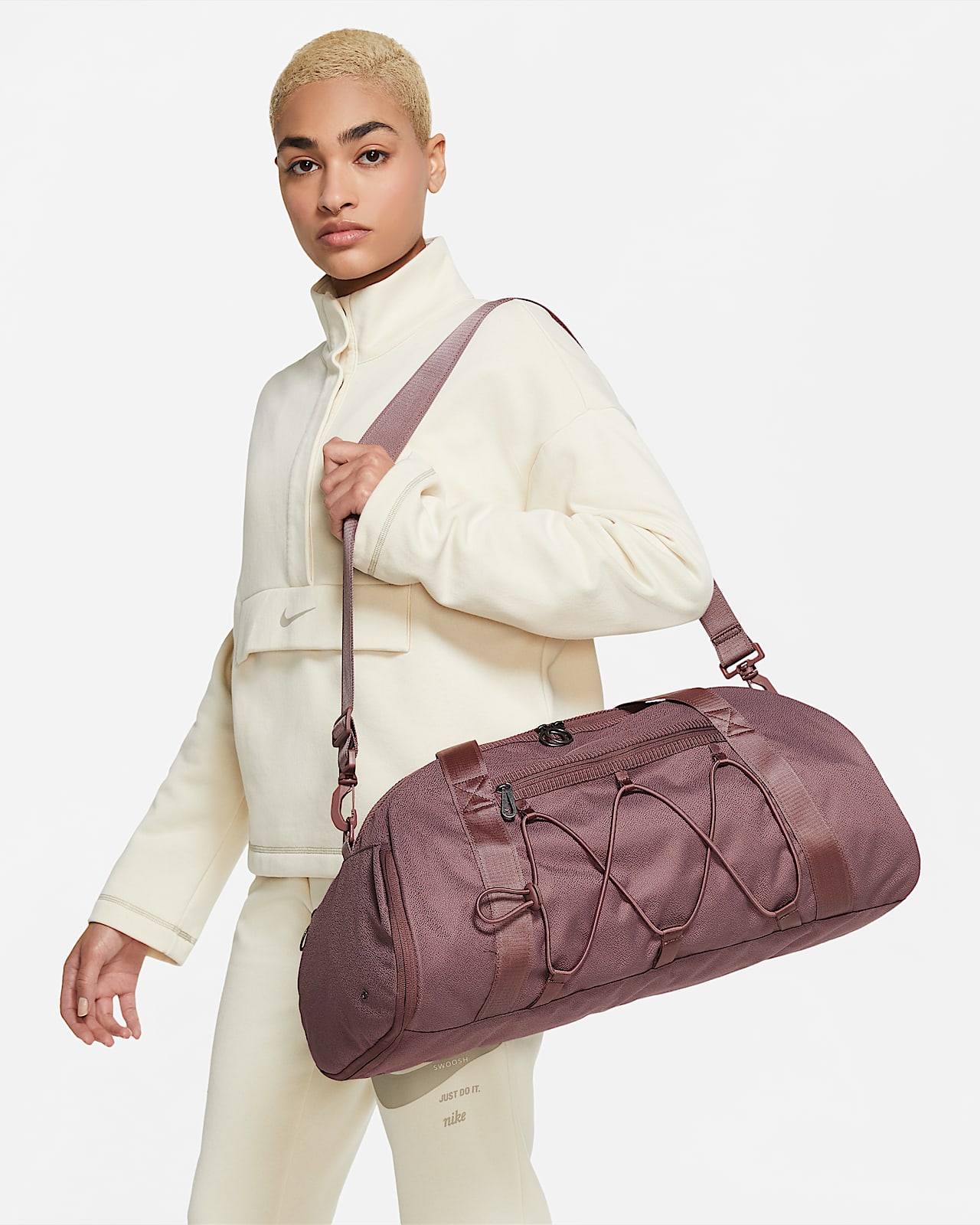 Nike One Club Women S Training Duffel Bag Nike At