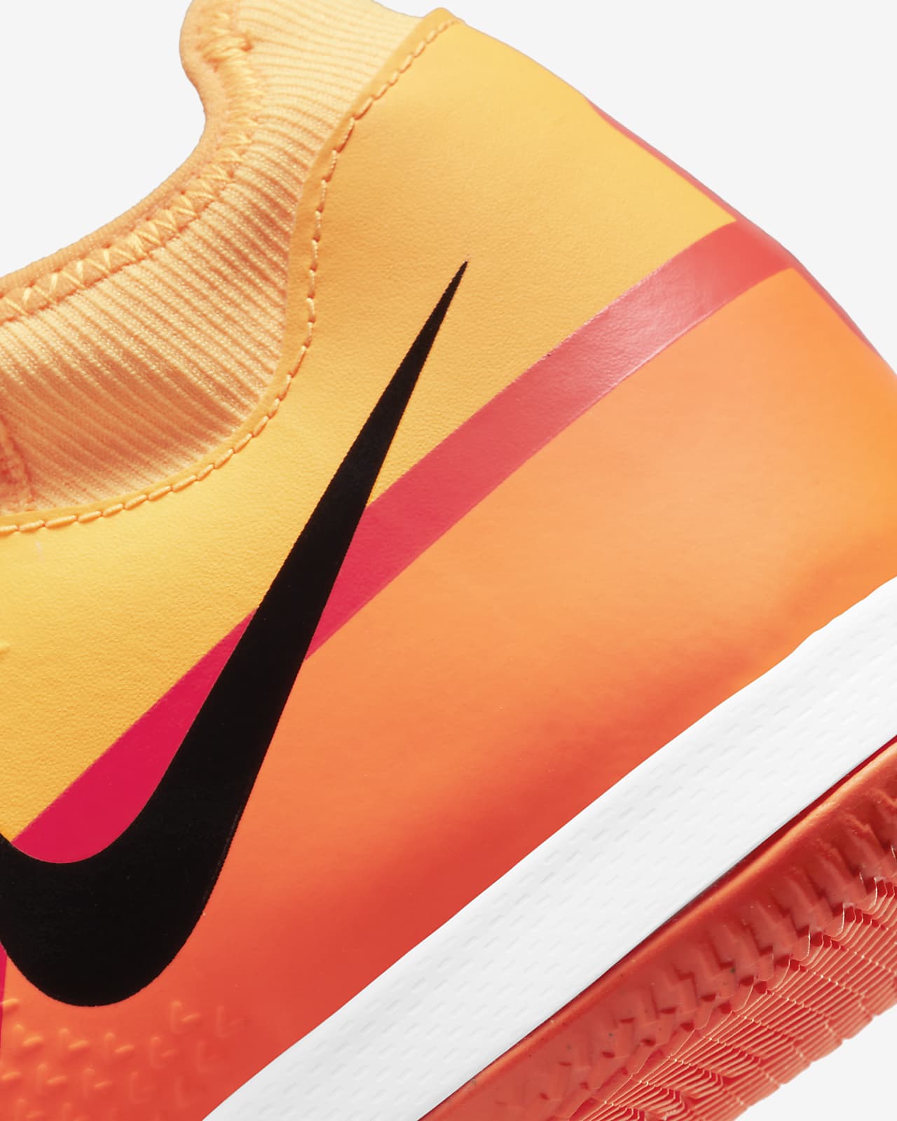 Nike Phantom GT2 Academy Dynamic Fit IC Fußballschuh für Hallen- und  Hartplätze. Nike CH