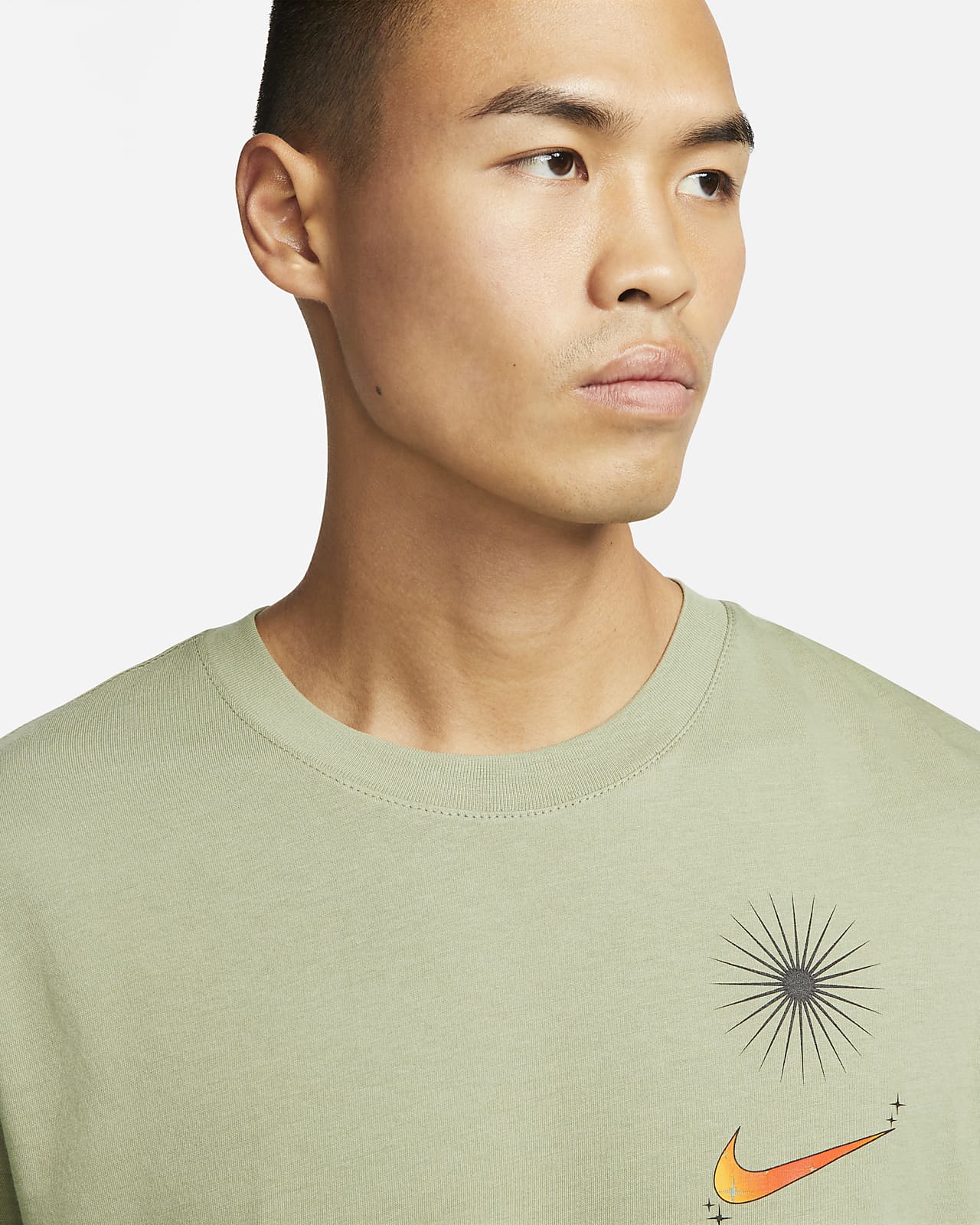 Teeshirt Nike Sportswear pour homme. Nike CH