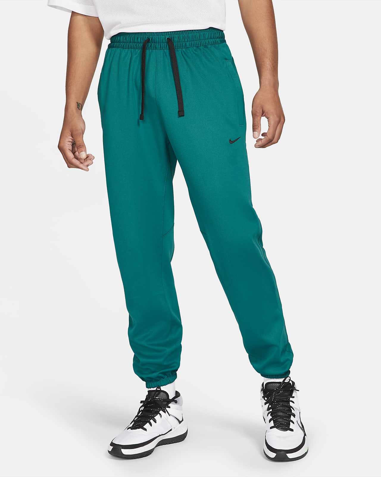 nike therma track pants