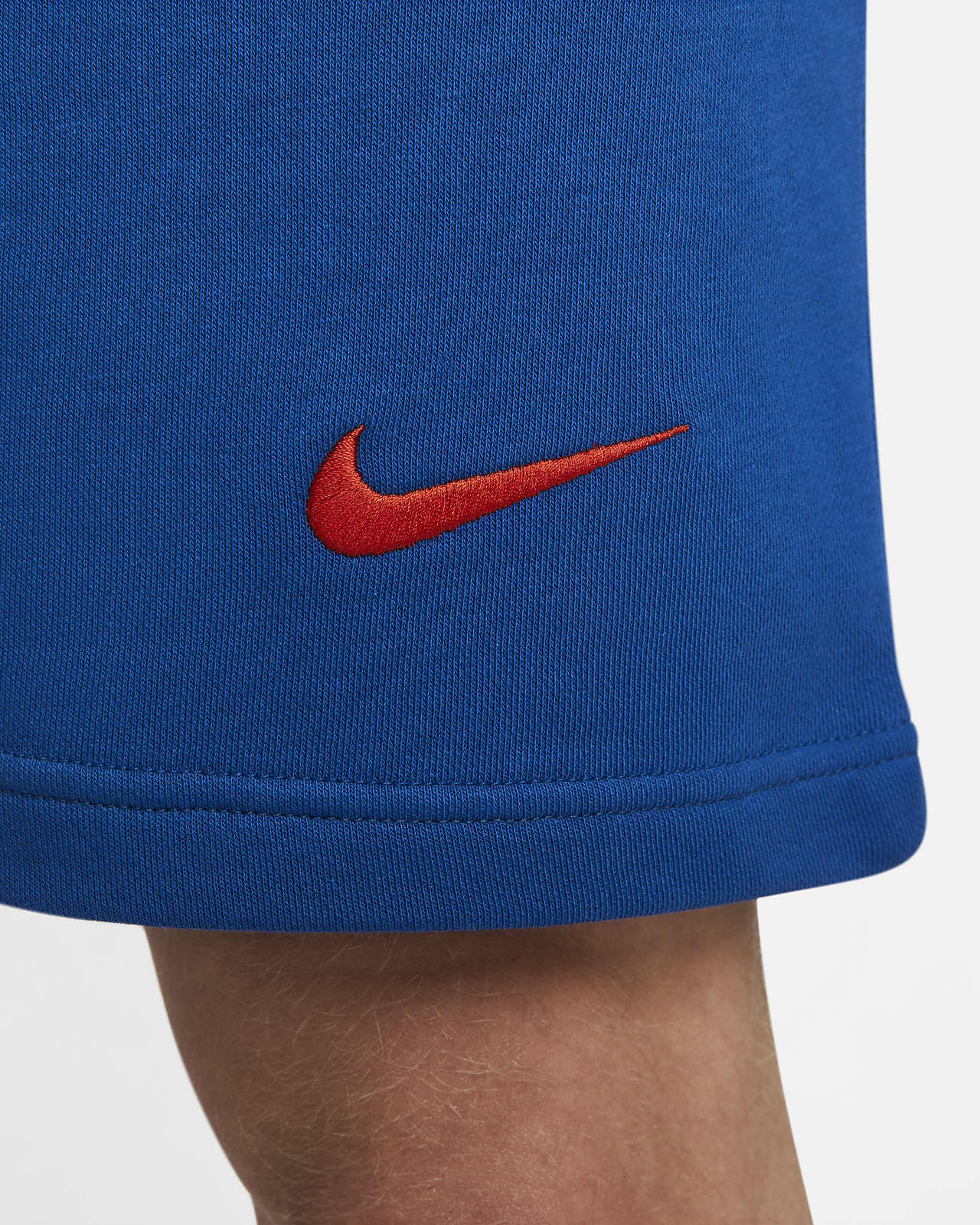 Nike shorts store blue and red