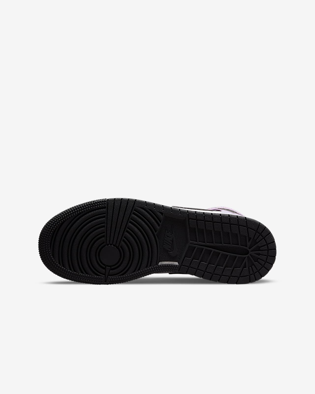 Air Jordan 1 Mid SE Older Kids' Shoes. Nike NL