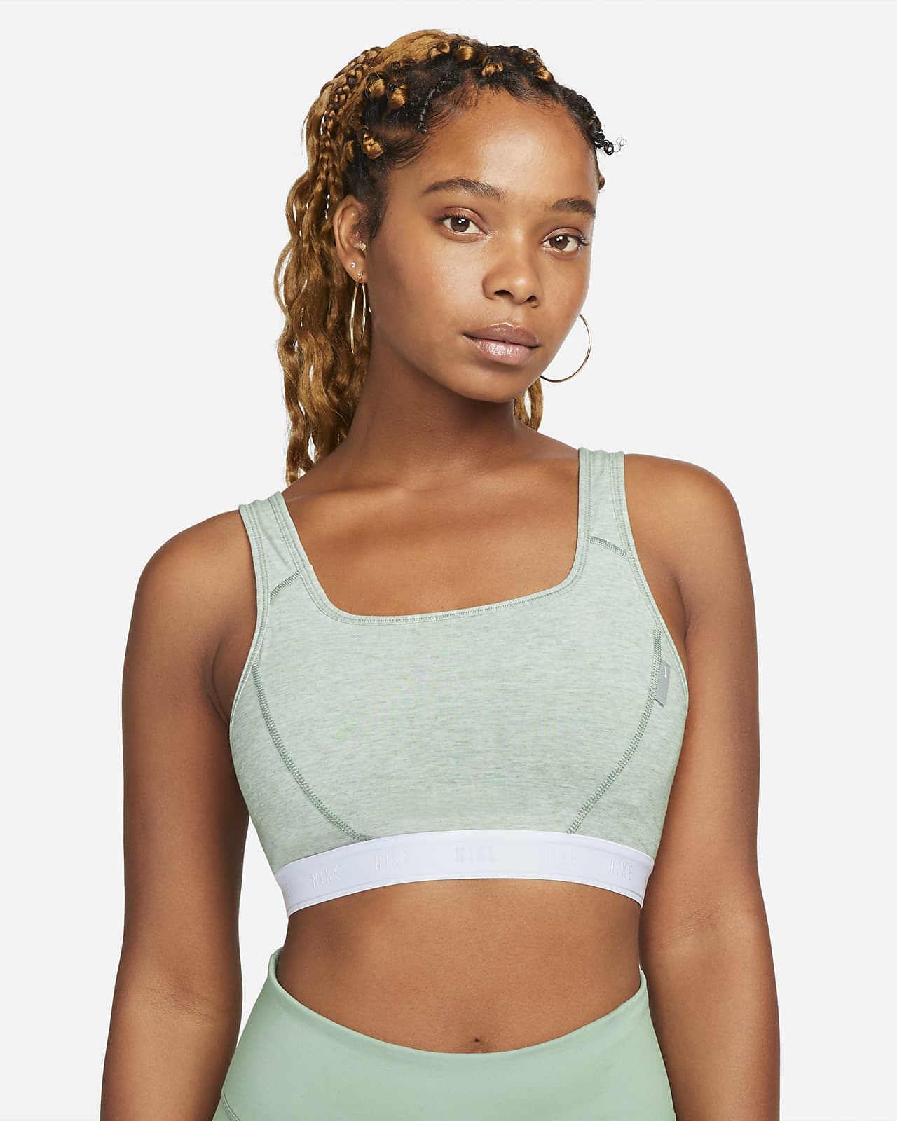 Nike Dri-FIT Swoosh Soft Tee 女子中强度支撑一片式衬垫运动内衣