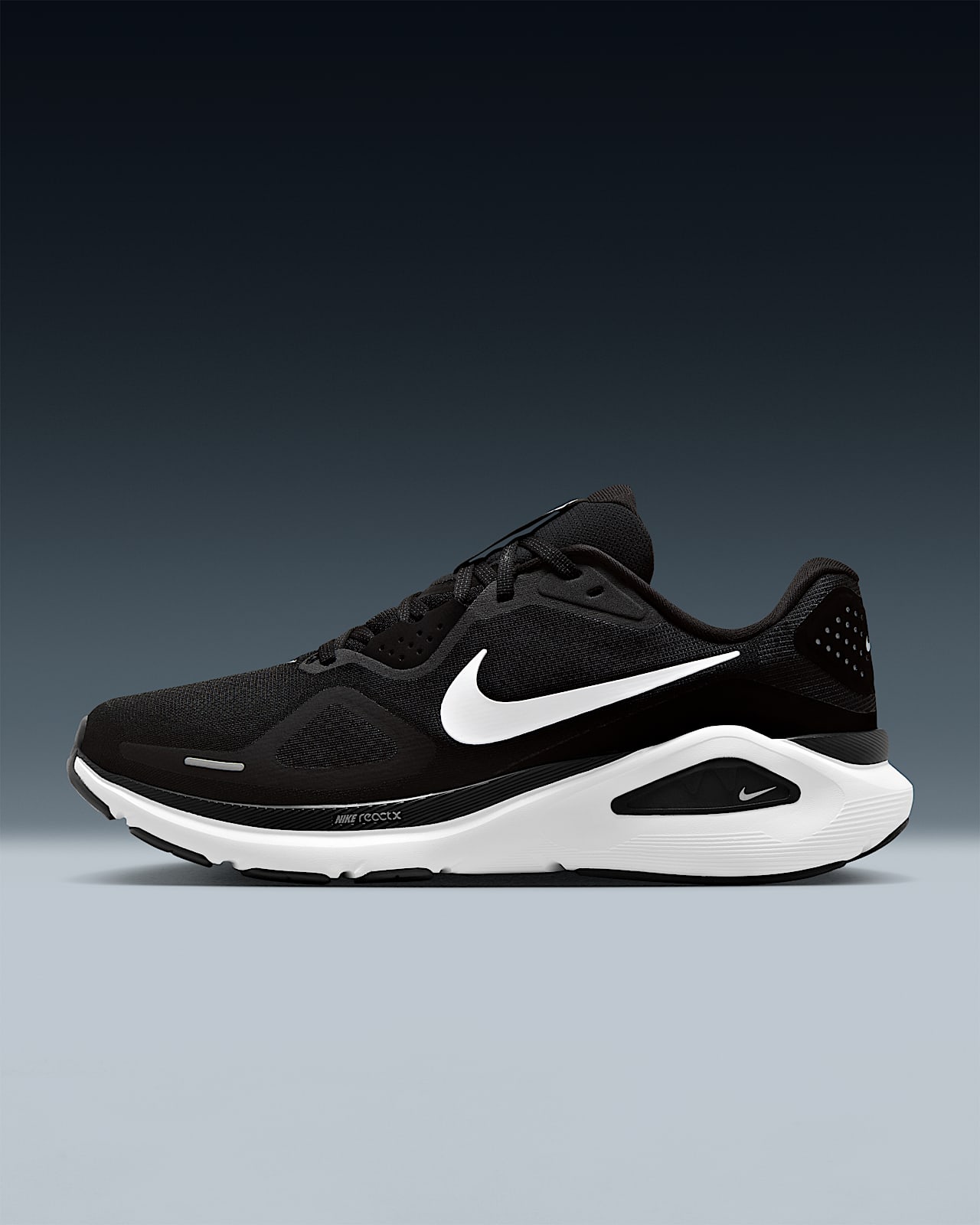 Nike Structure 26