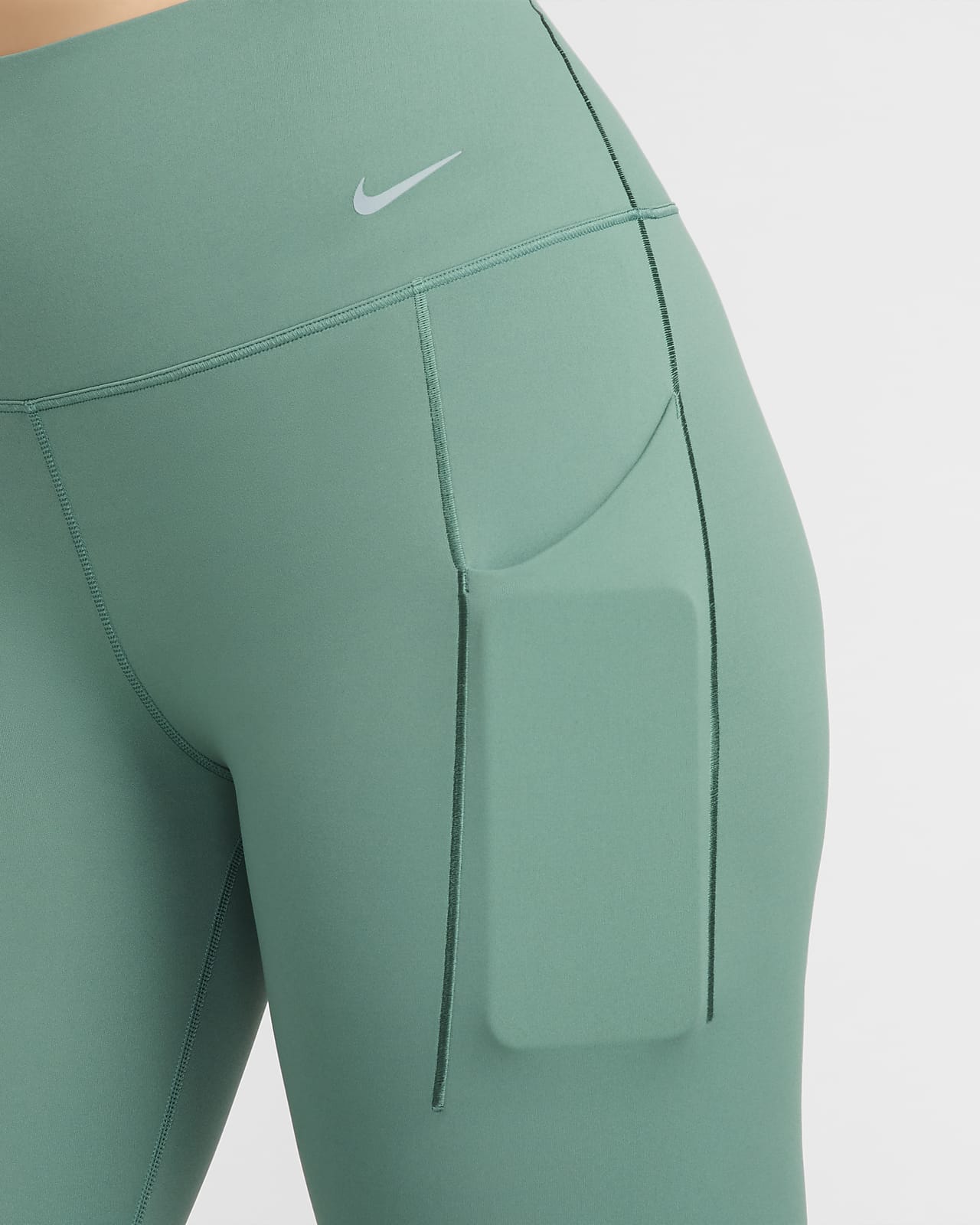 Leggings de camuflaje de 7/8 de tiro alto y media sujeción con bolsillos  para mujer Nike Universa