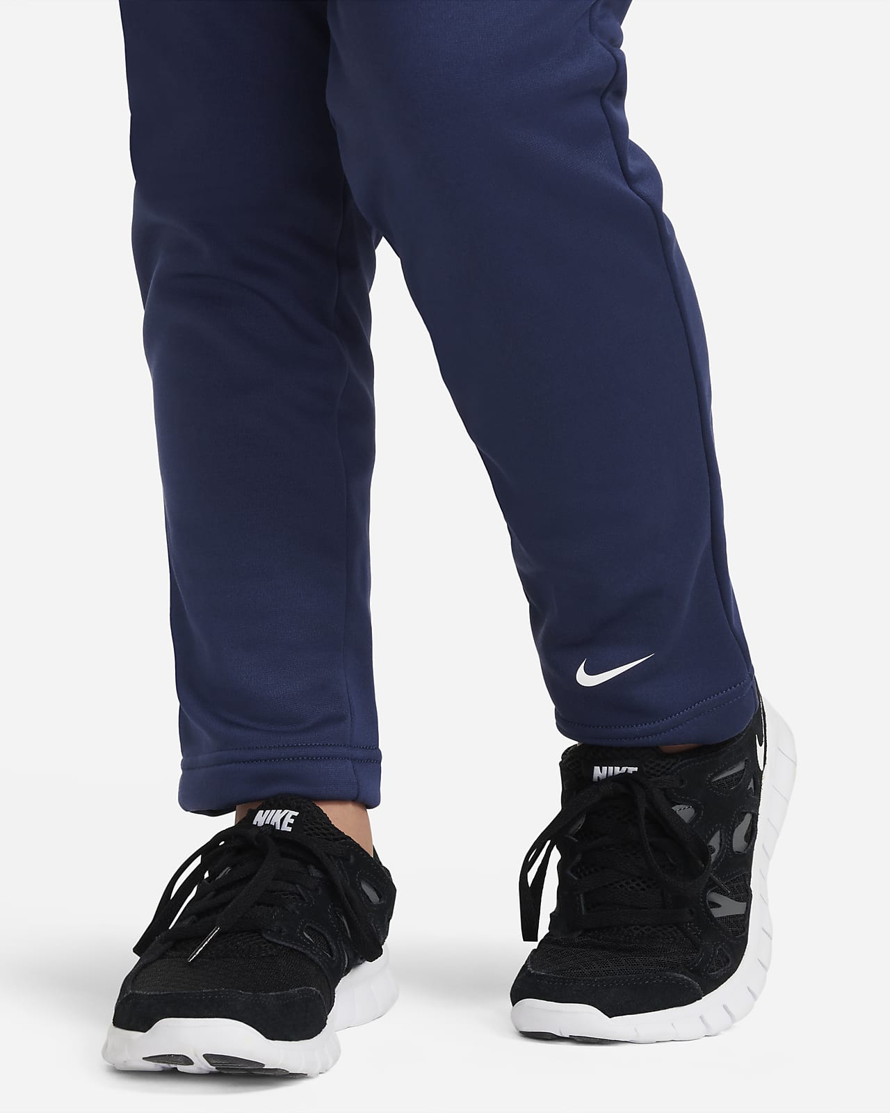 Nike Therma-FIT Big Kids' (Boys') Basketball Pants (Extended Size