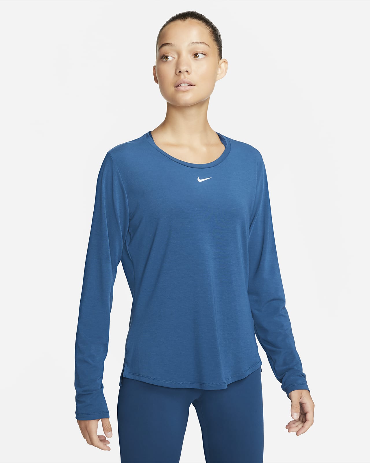 Nike Dri-FIT UV One Luxe Women's Standard Fit Long-Sleeve Top