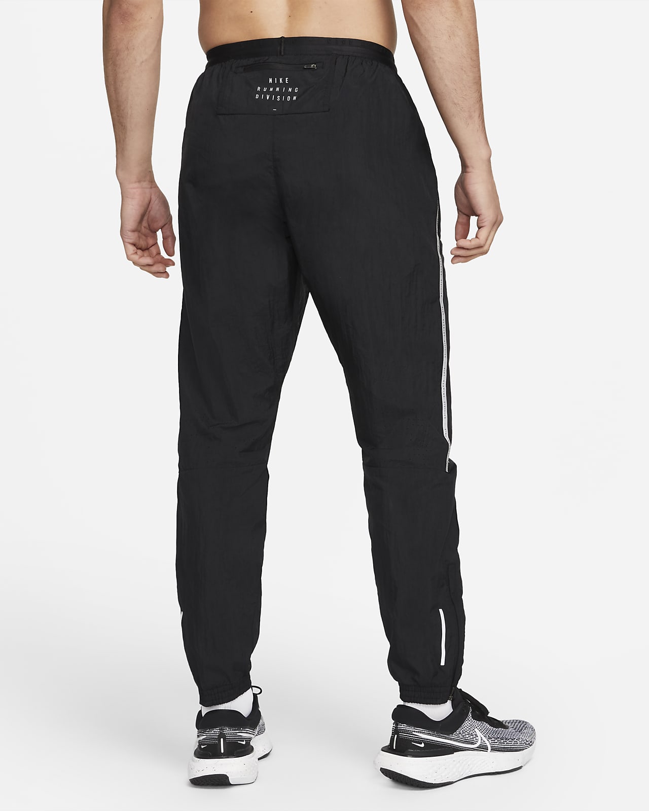 nike run division trousers