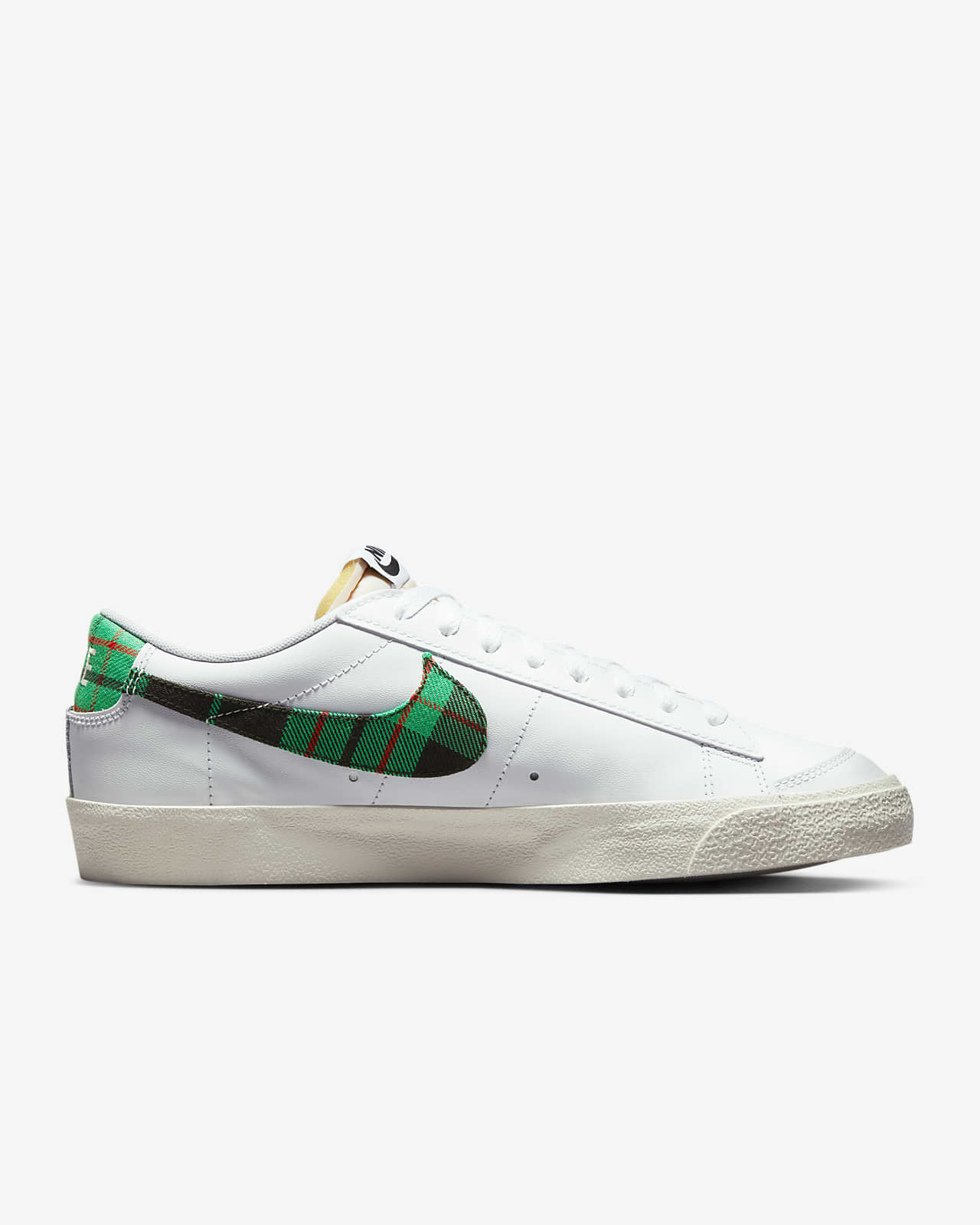 premium nike blazer low