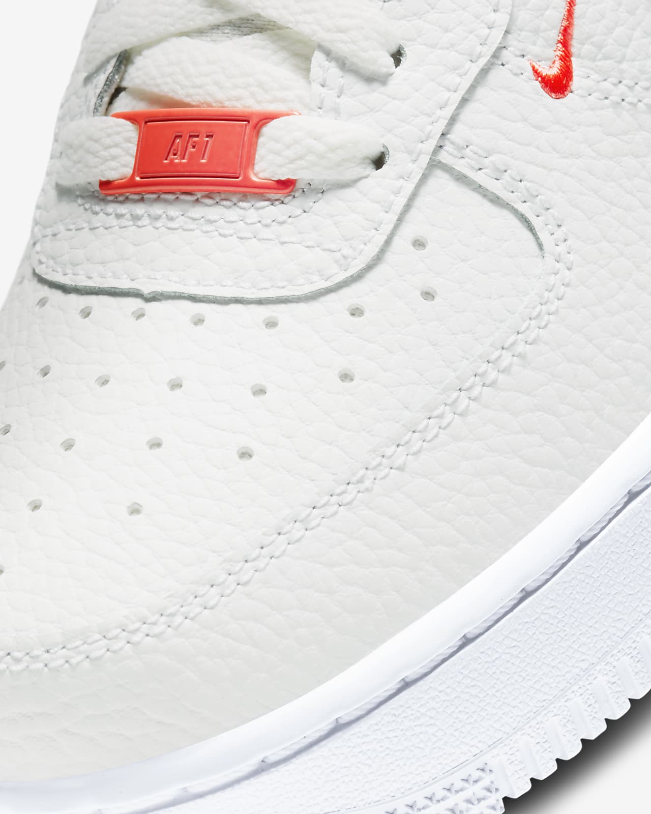 nike air force low essential