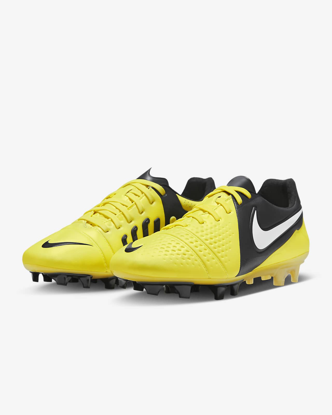 CTR360 SE Firm-Ground Football Boots. Nike LU