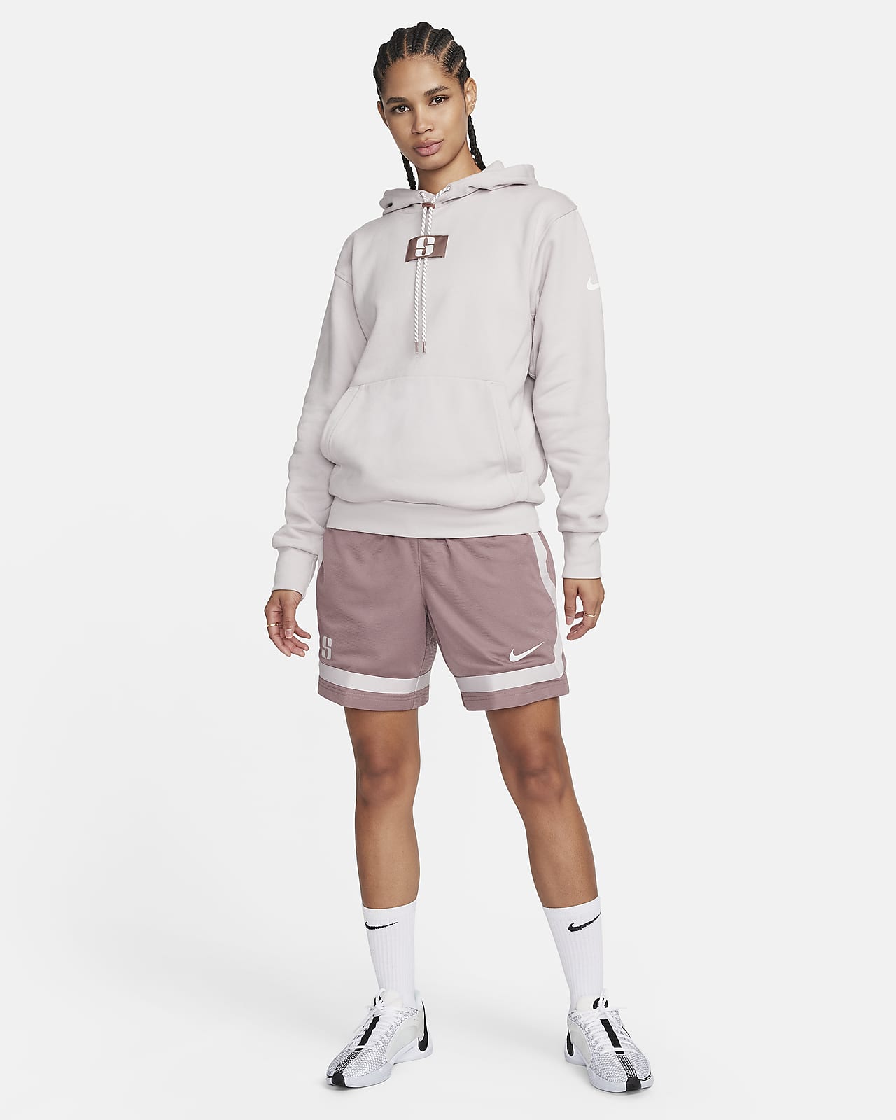 Nike jumper best sale and shorts set