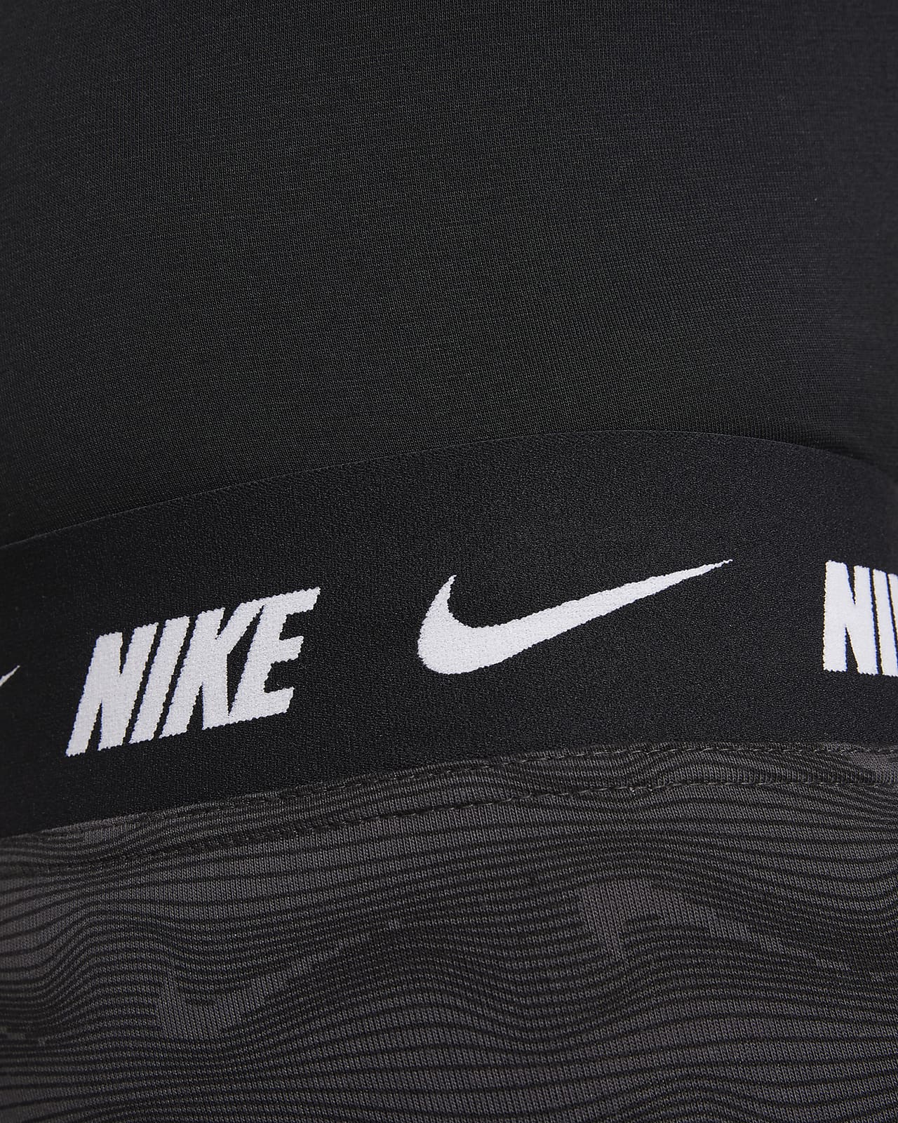 High-Waisted Leggings. Nike LU