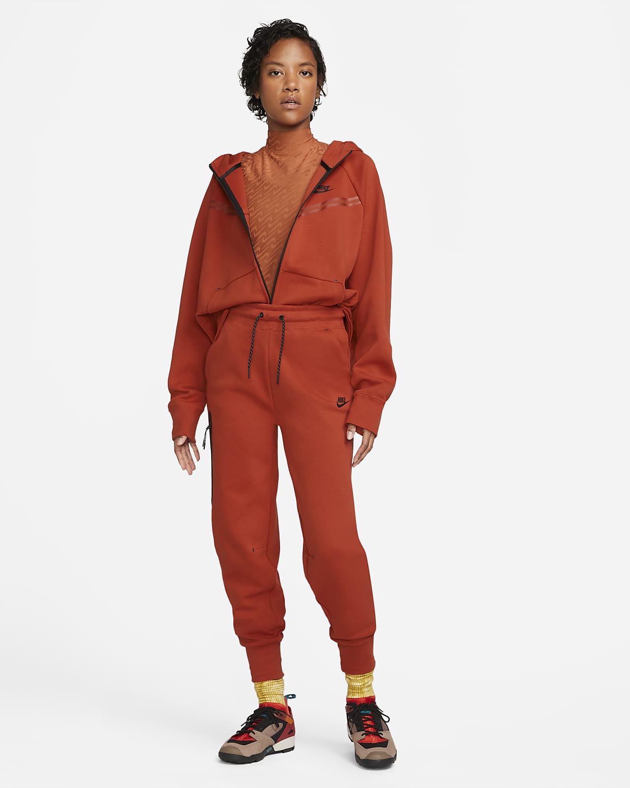 Nike Sportswear Tech Fleece Women's Trousers. Nike SE