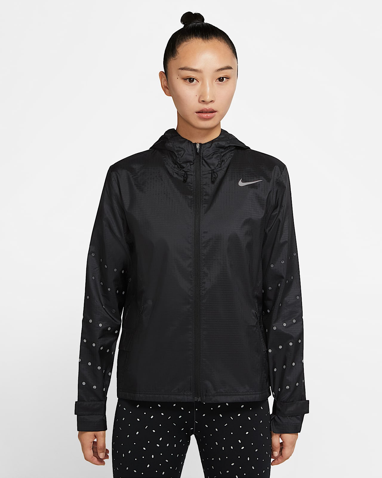 nike essential flash